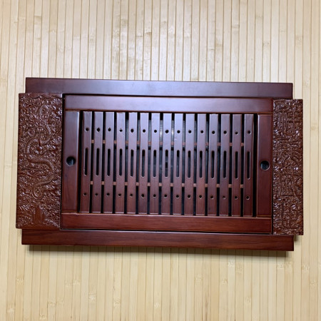 Чабань бордо из дерева 54x35 см